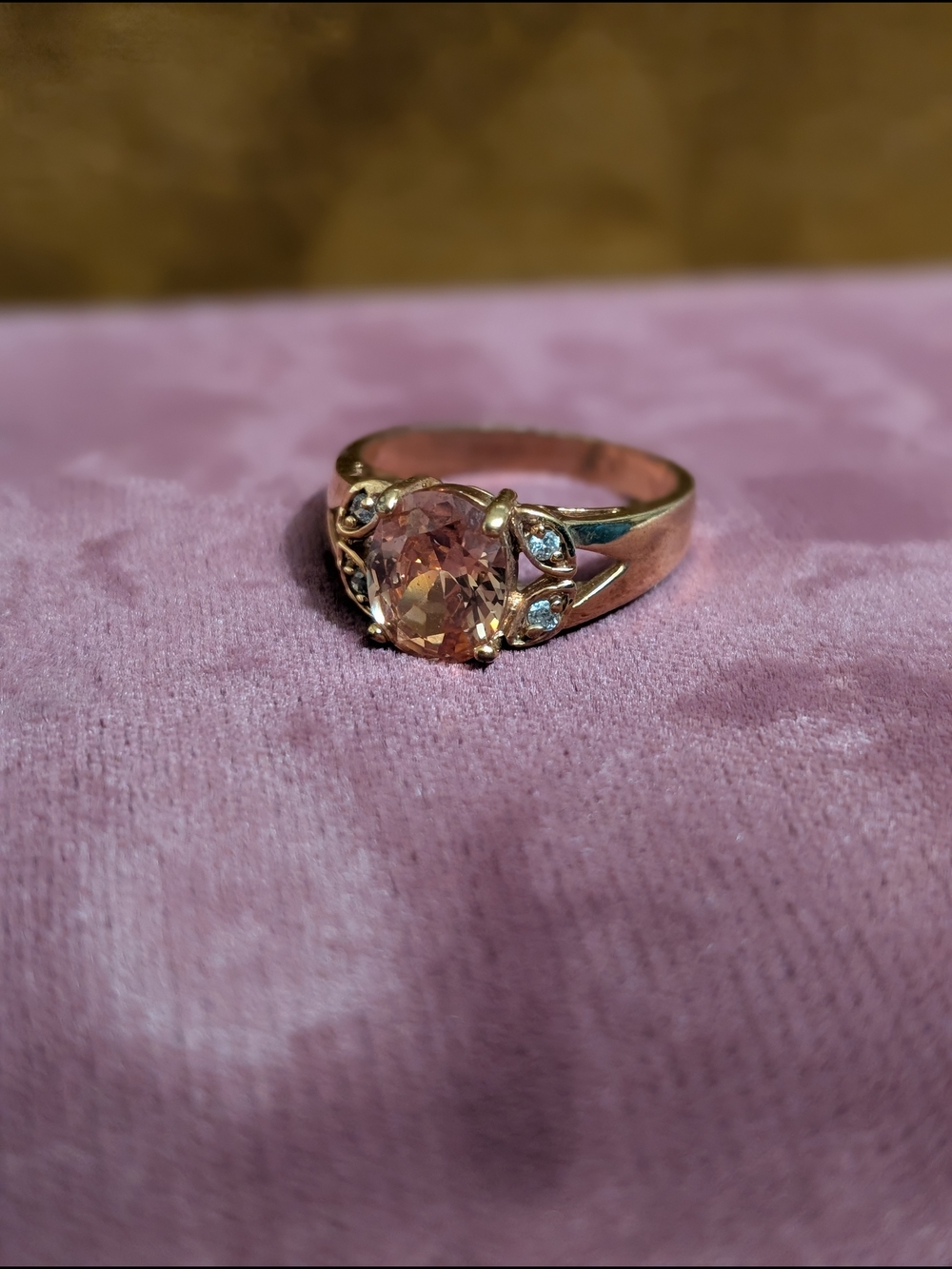 Pretty Gem Costume Jewelry TANGERINE & CLEAR STONES RING SIZE 8.75 9 FASHION
